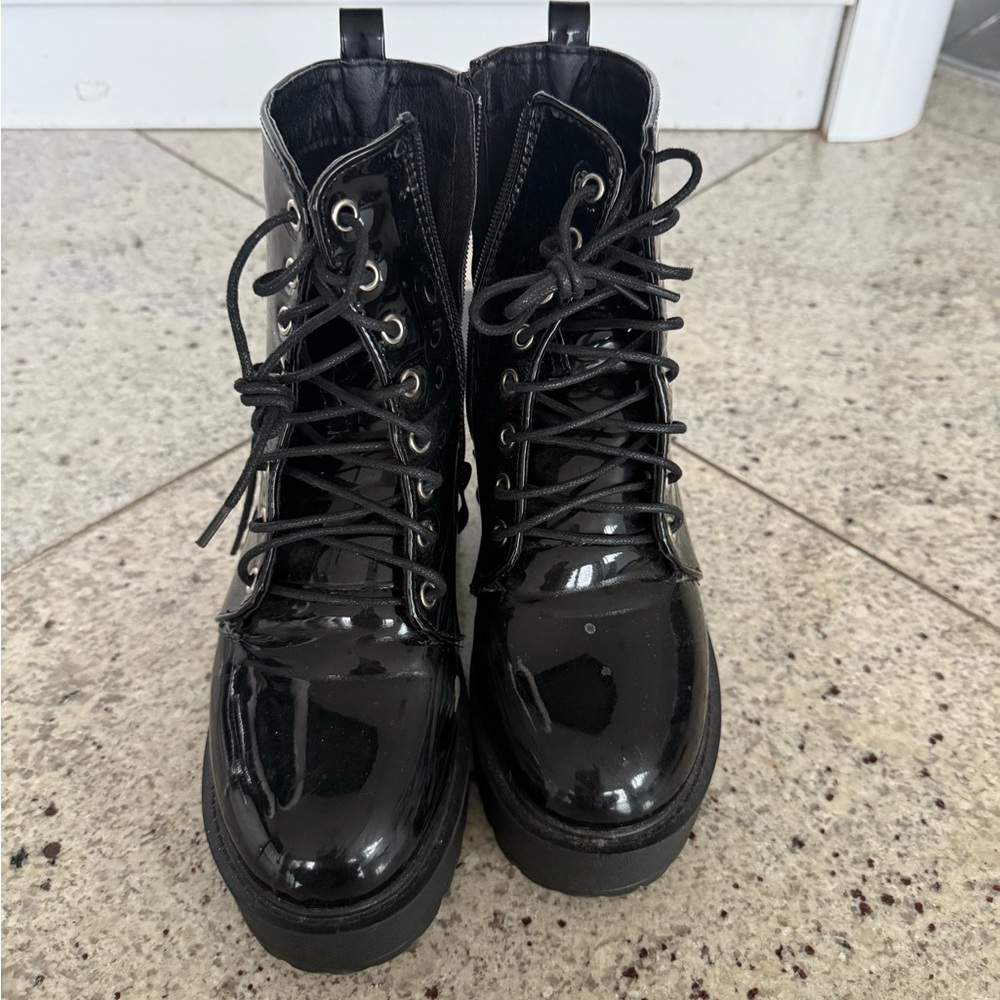 Black boots